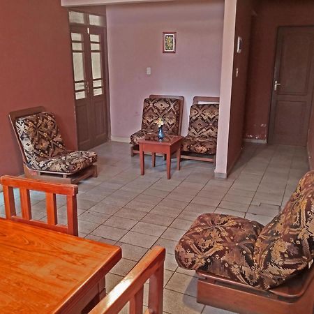 Casa Discreta Cochabamba Hotel Ngoại thất bức ảnh