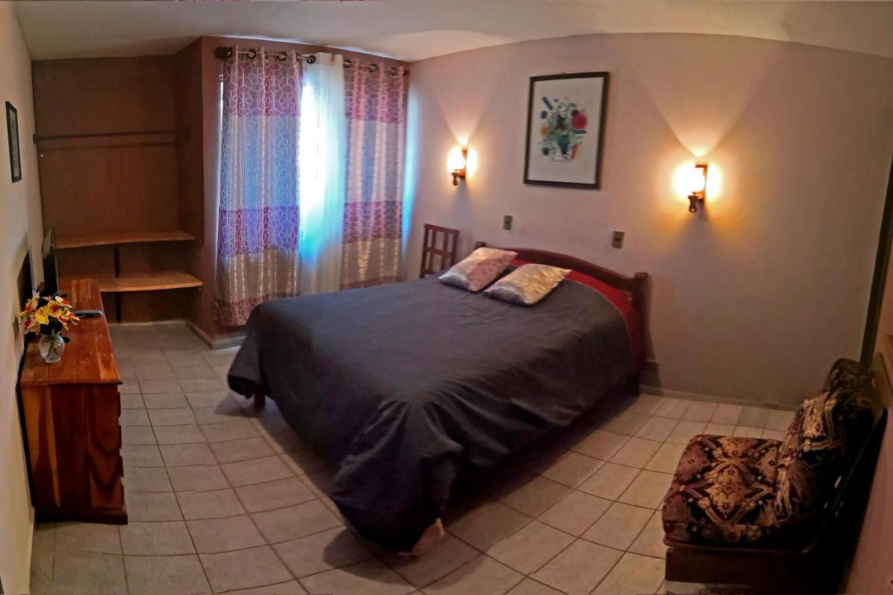 Casa Discreta Cochabamba Hotel Ngoại thất bức ảnh
