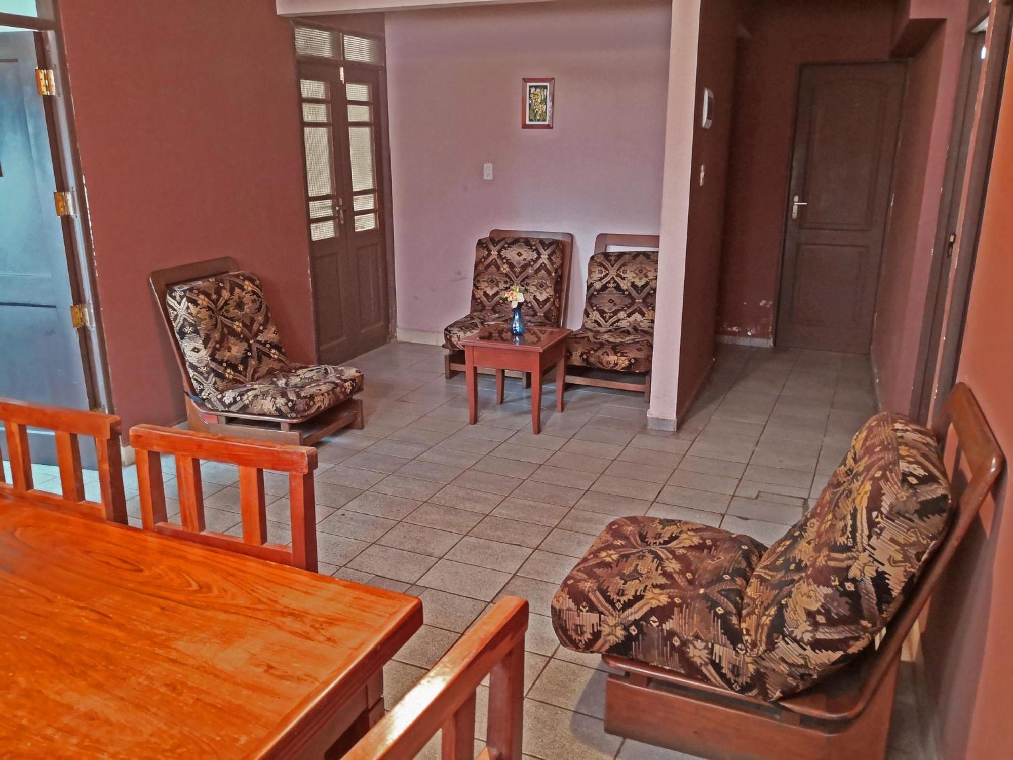 Casa Discreta Cochabamba Hotel Ngoại thất bức ảnh