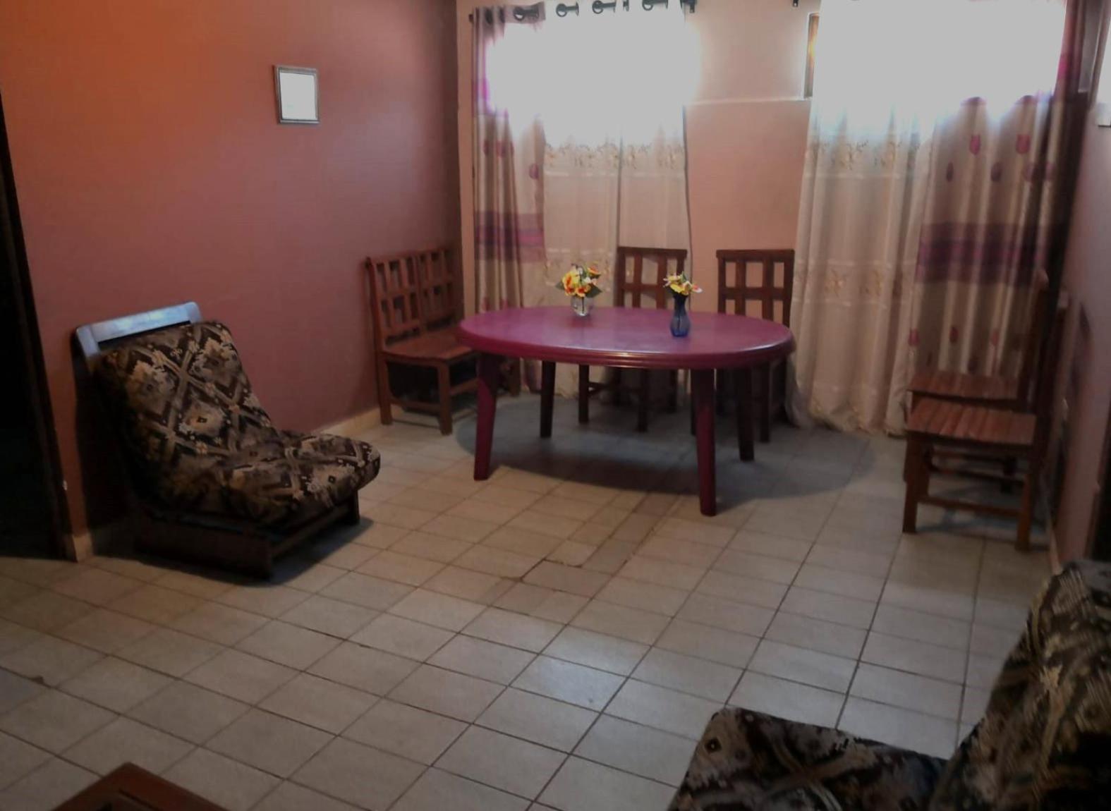 Casa Discreta Cochabamba Hotel Ngoại thất bức ảnh